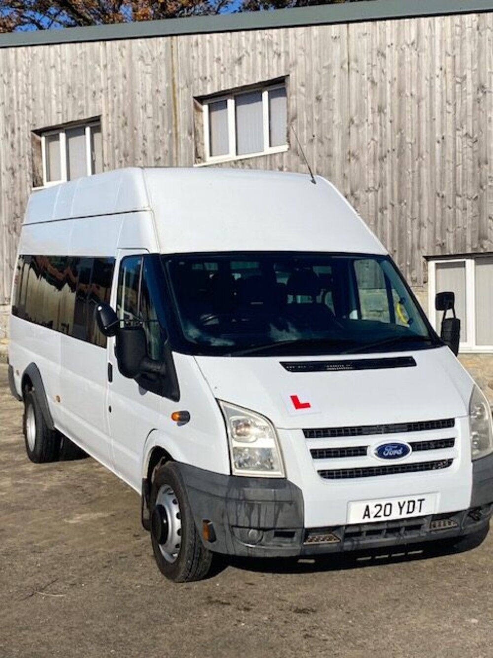 Category D1 – Minibus (PCV)